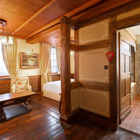 Les Violettes & Отель Юнгхольц