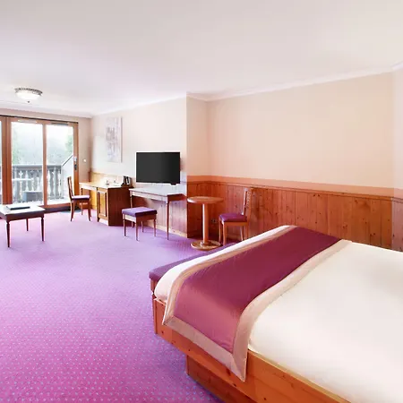 Les Violettes & Отель Юнгхольц