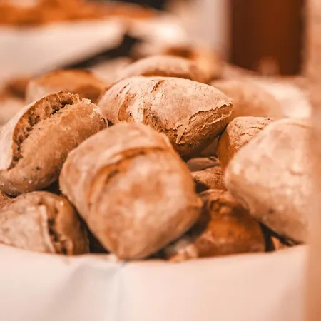 Les Violettes & Отель