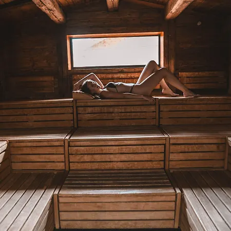 Les Violettes & 4* Юнгхольц