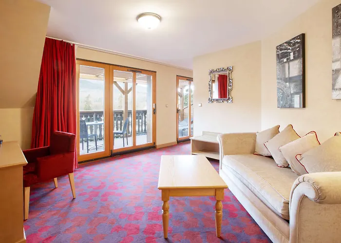 Hotel Les Violettes & 4*