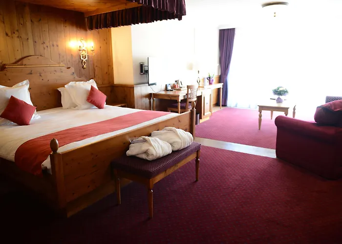 Les Violettes & Hotel